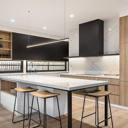 Kirks On Park - Brand New Luxury Home, Great Location 索伦托 外观 照片